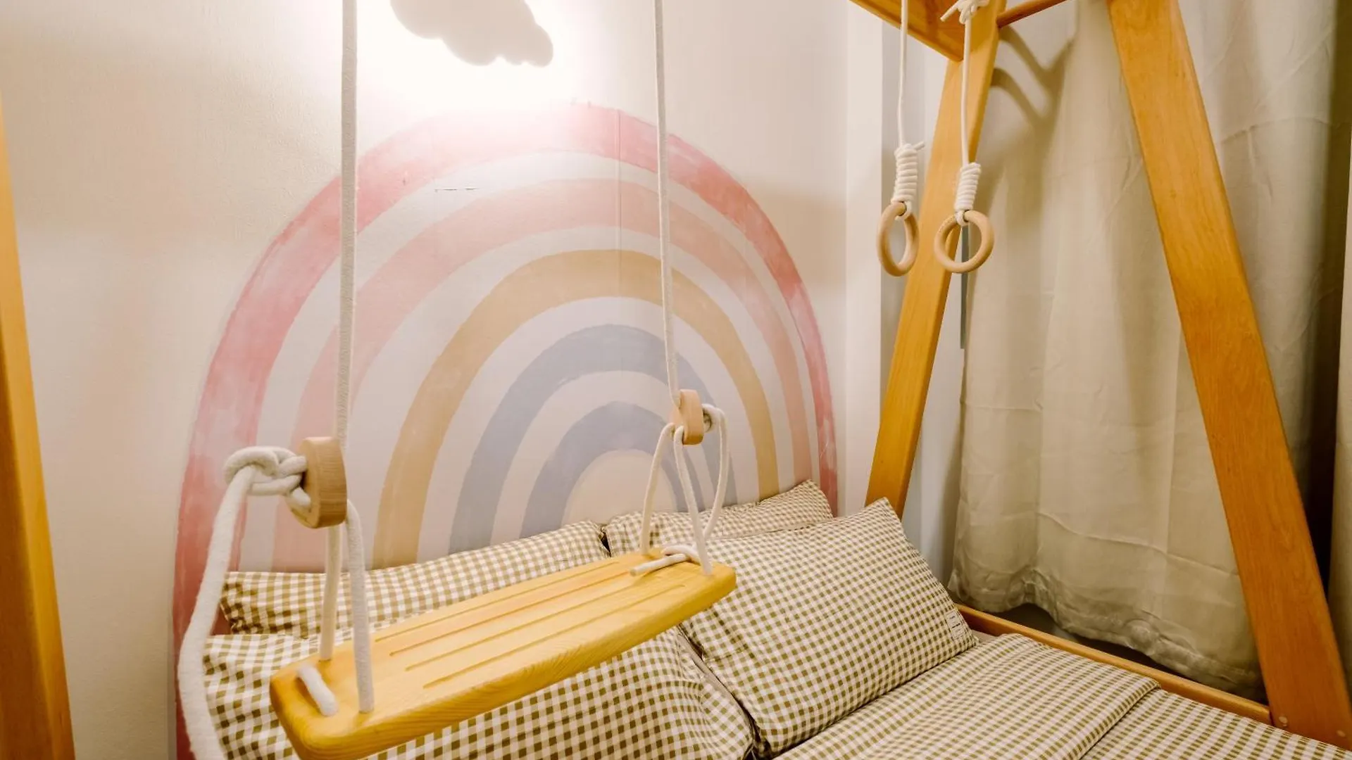 Nordic Design 2Br Premium Suite, Near Desa Parkcity, Kl Kuala Lumpur